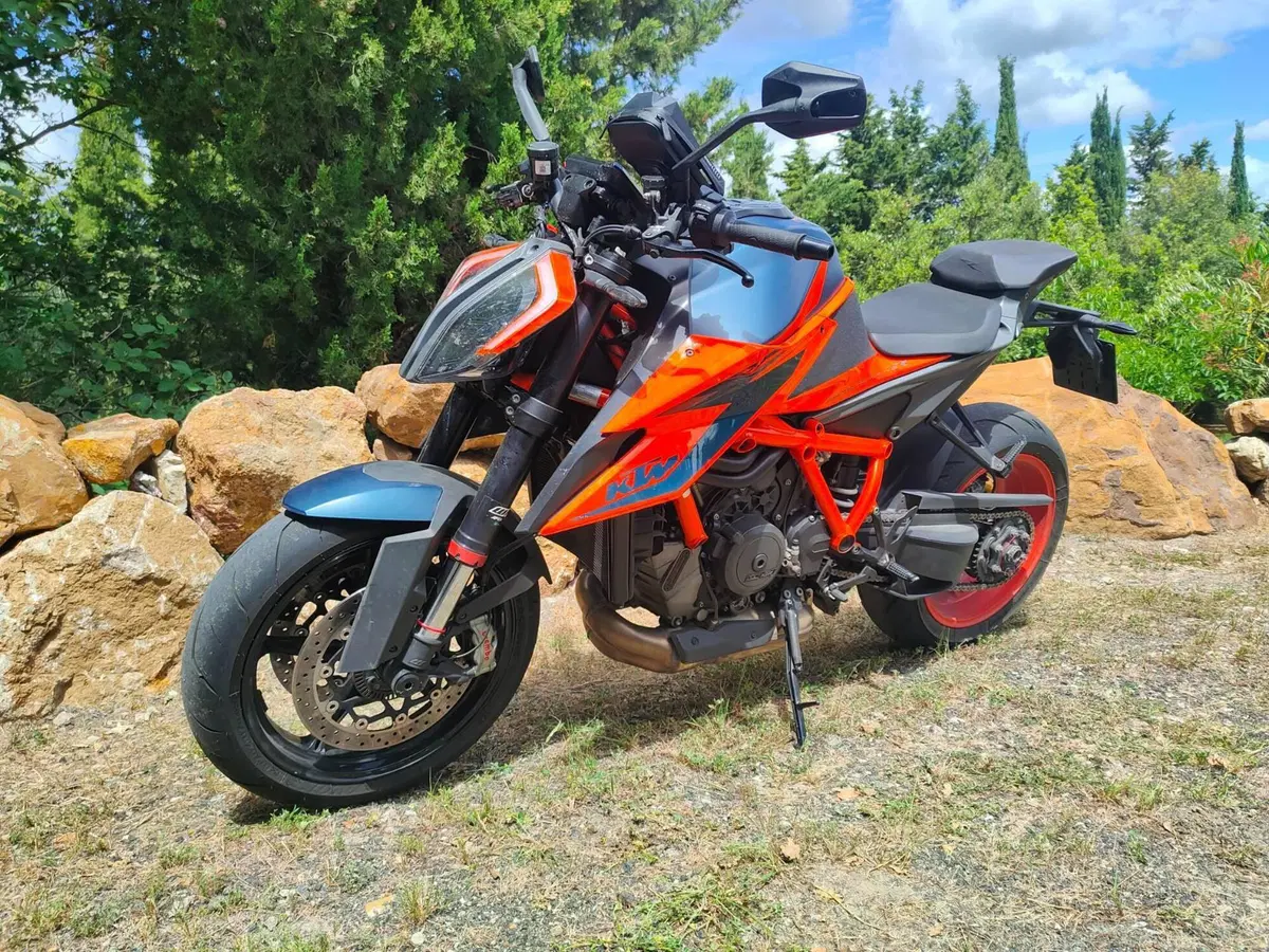 KTM 1290 Super Duke R (2021)