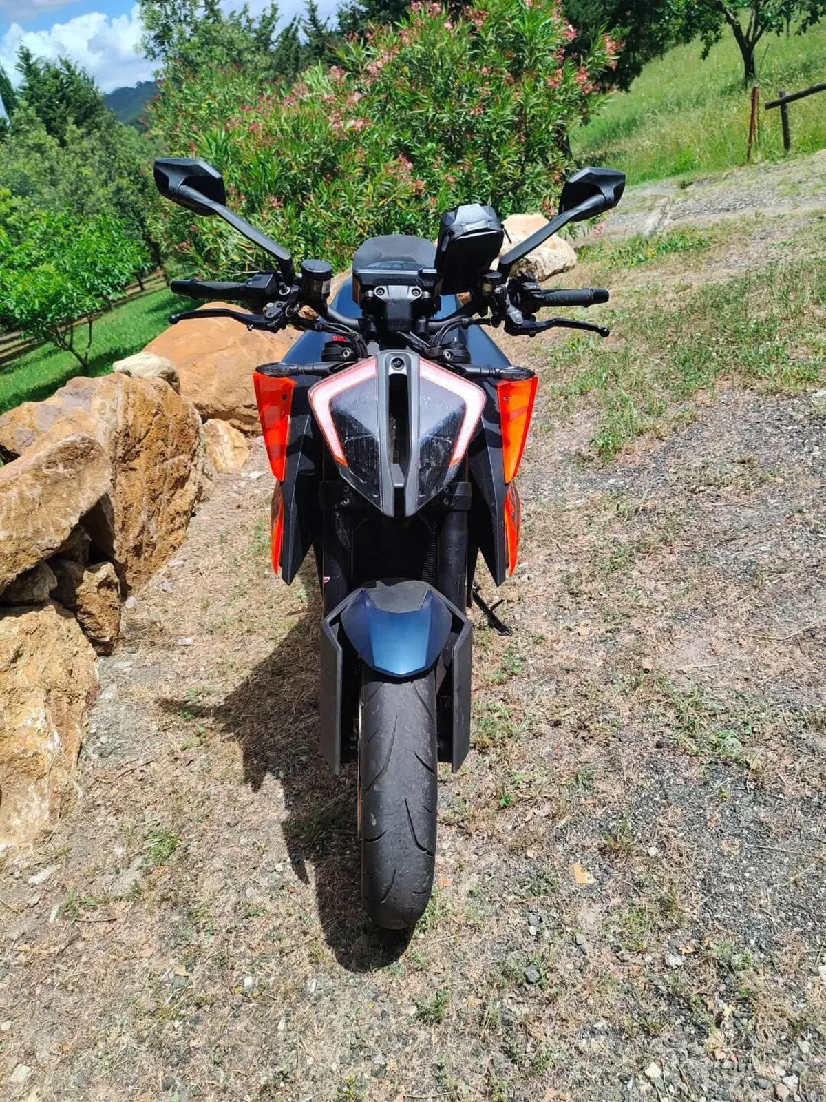 KTM 1290 Super Duke R (2021) (4)