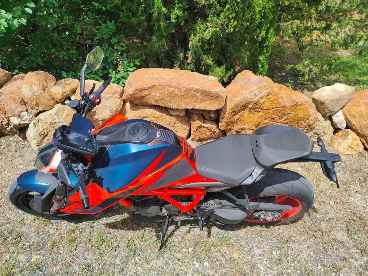 KTM 1290 Super Duke R (2021) (5)