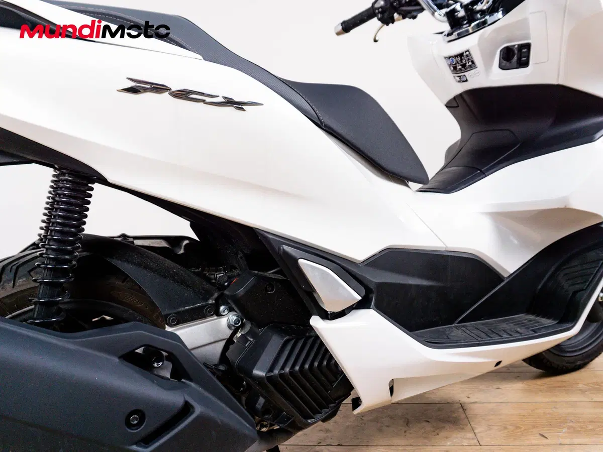Honda PCX 125 (2017 - 18) (4)