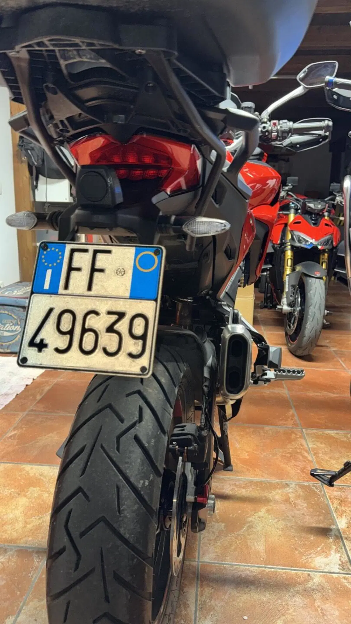 Ducati Multistrada V2 S (2022 - 24) (3)