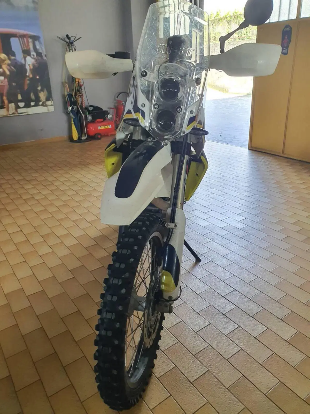 Husqvarna 701 Enduro (2016) (3)