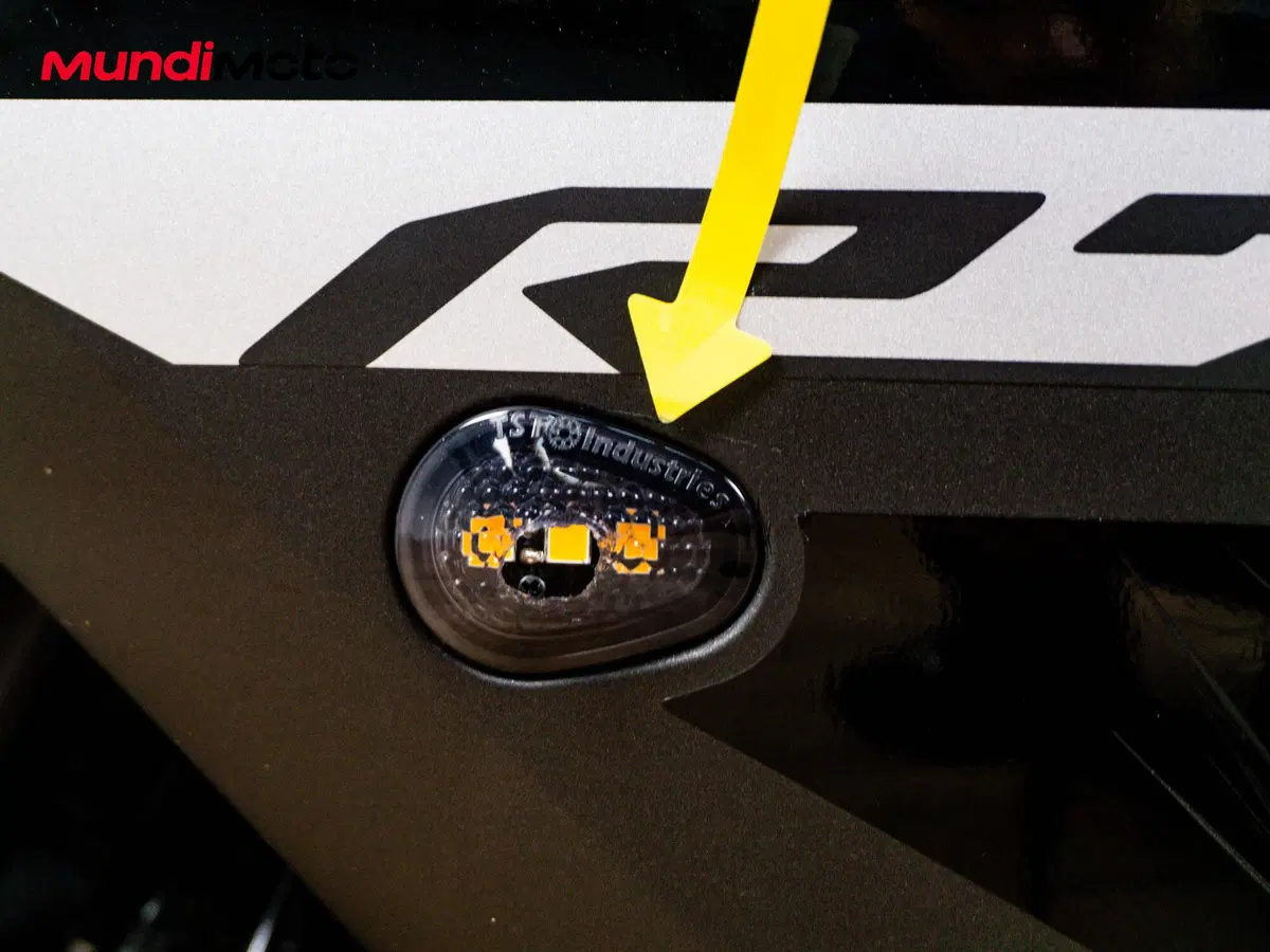 Yamaha YZF R7 (2021 - 25) (13)