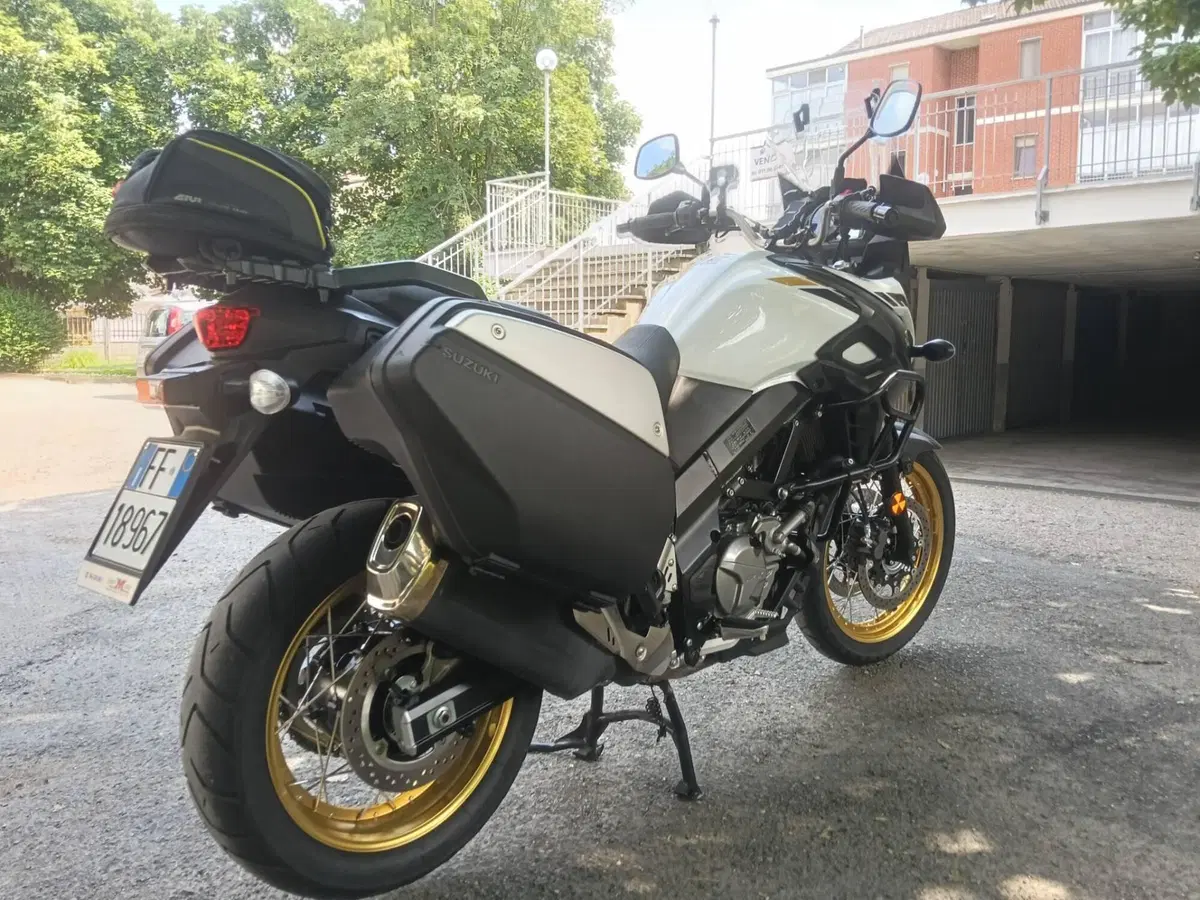Suzuki V-Strom 650XT (2021 - 25)
