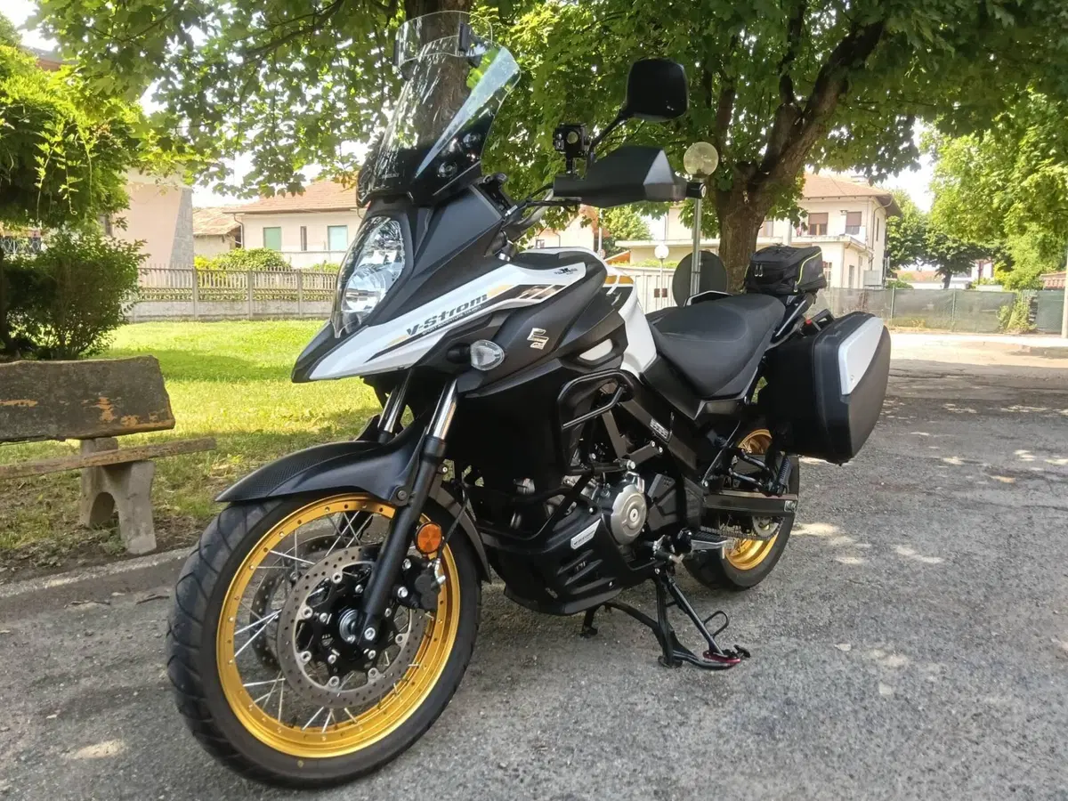 Suzuki V-Strom 650XT (2021 - 25) (3)