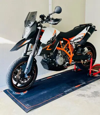 KTM 990 Supermoto T ABS (2011 - 13) usata