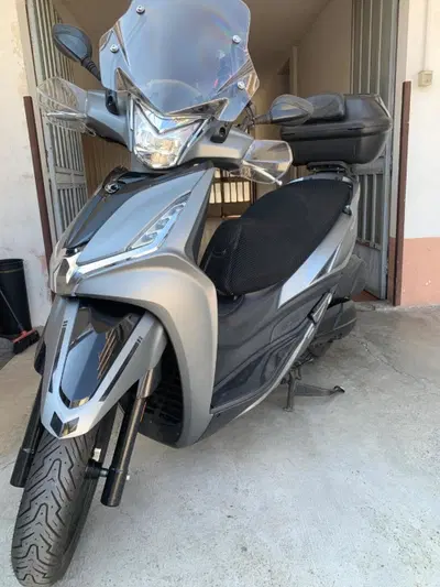Kymco Agility 300i Noodoe (2020) usata
