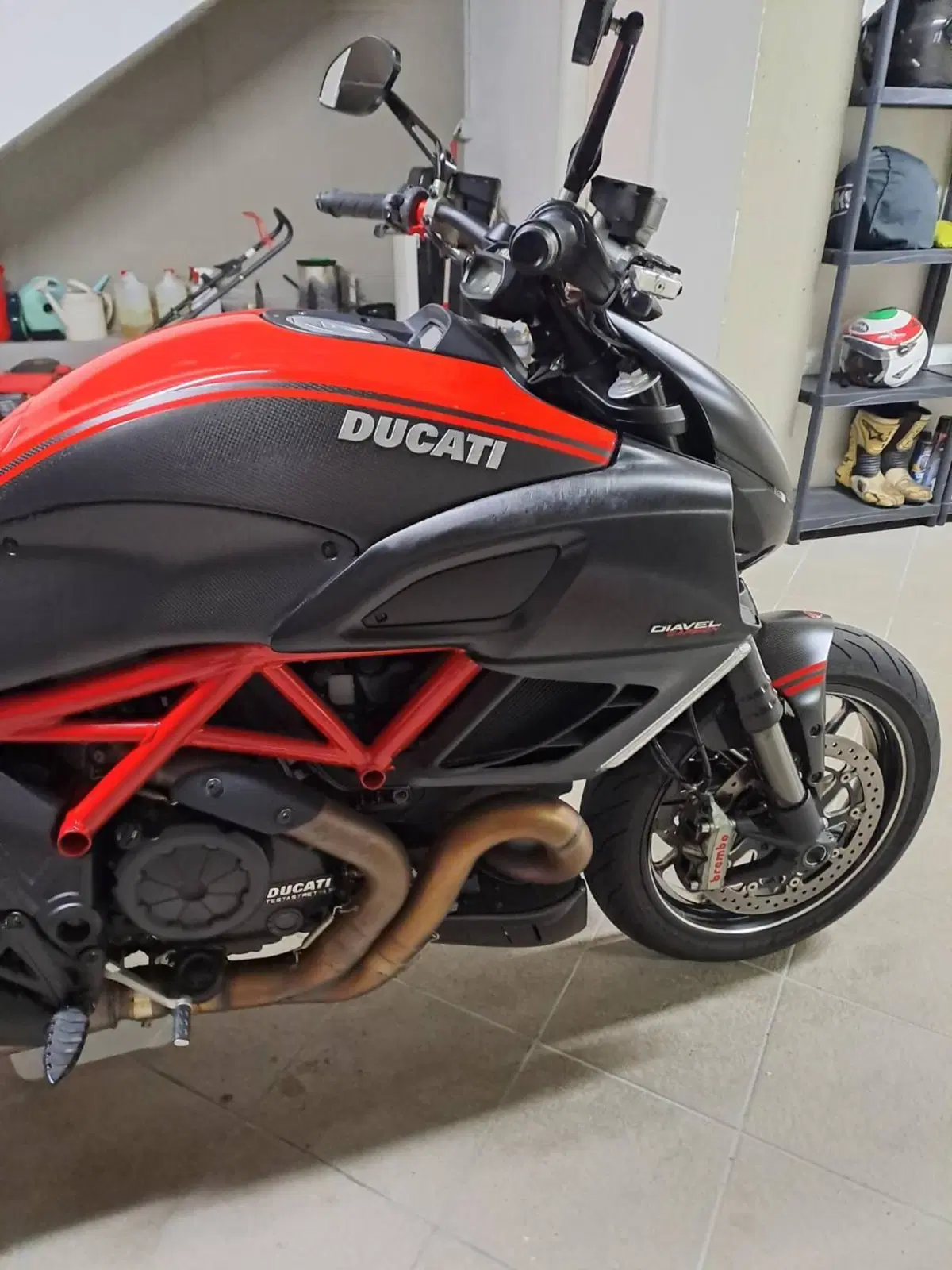 Ducati Diavel 1200 Carbon (2010 - 13) (5)