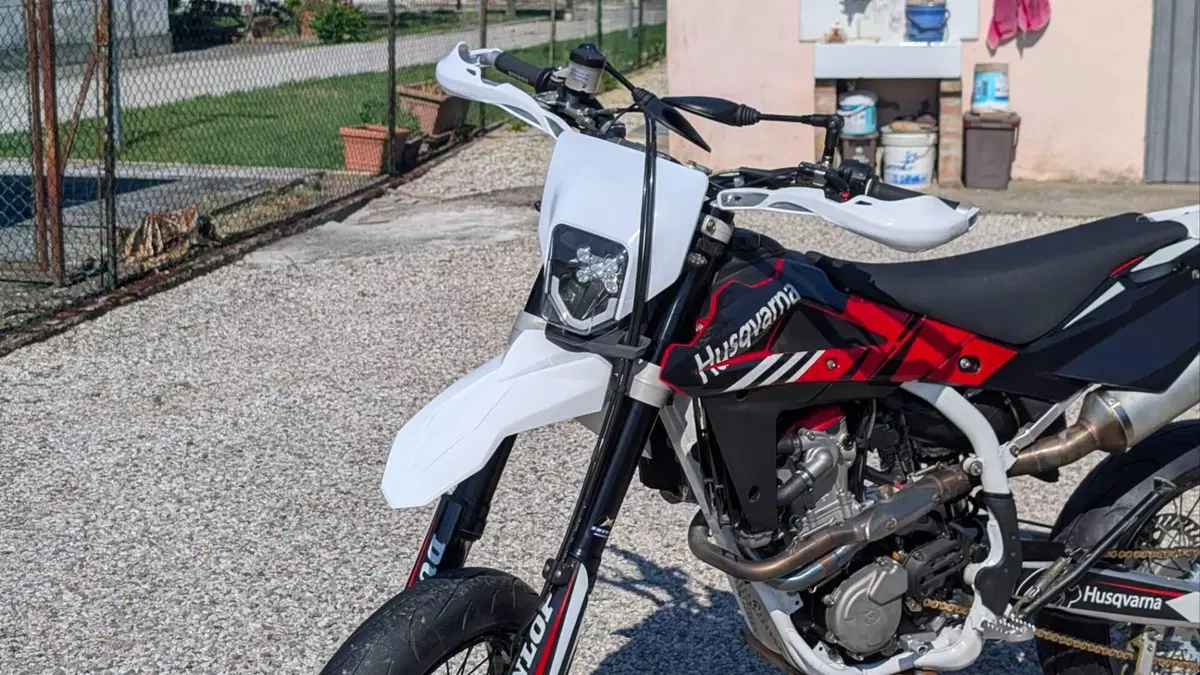 Husqvarna SM 510 R (2009) (4)