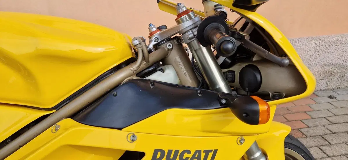 Ducati 748 Biposto (1998 - 03) (8)