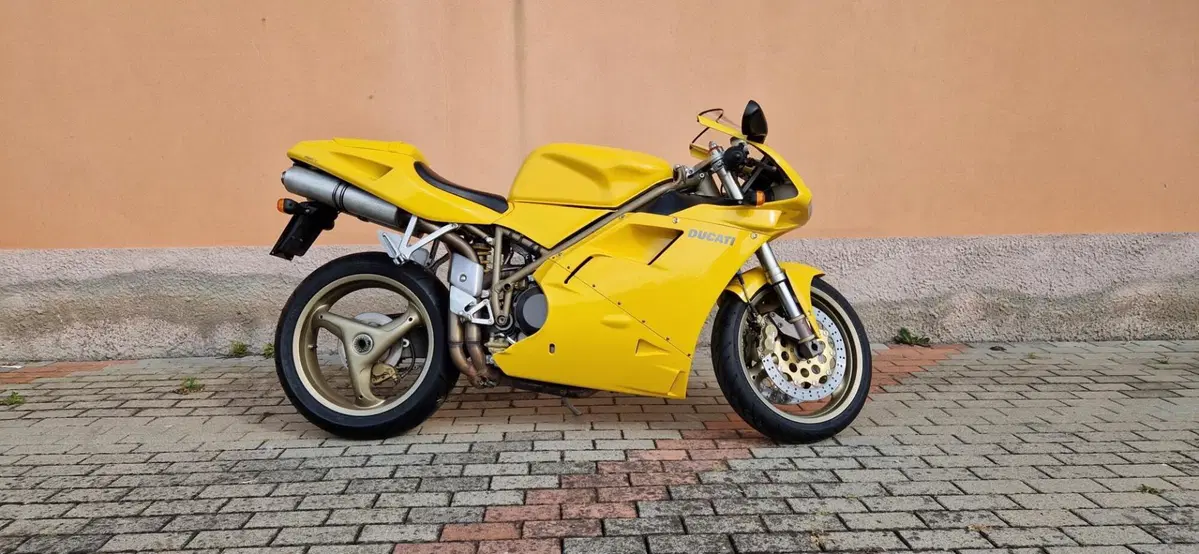 Ducati 748 Biposto (1998 - 03) (9)