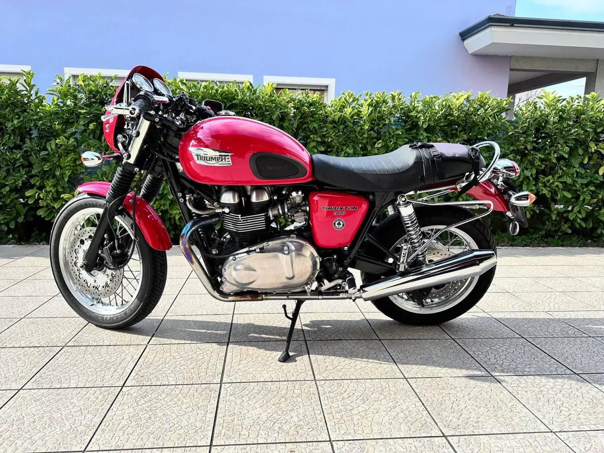 Triumph Thruxton 900 (2004 - 15) (2)