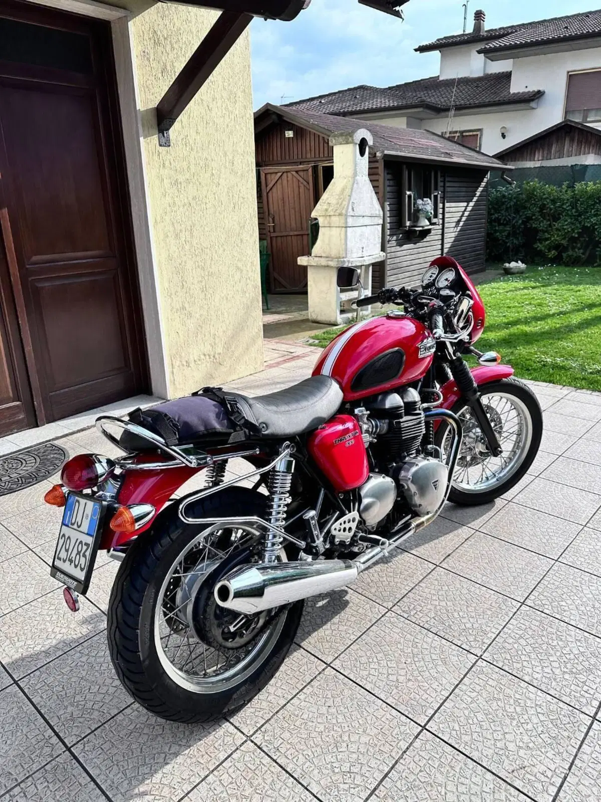 Triumph Thruxton 900 (2004 - 15) (3)