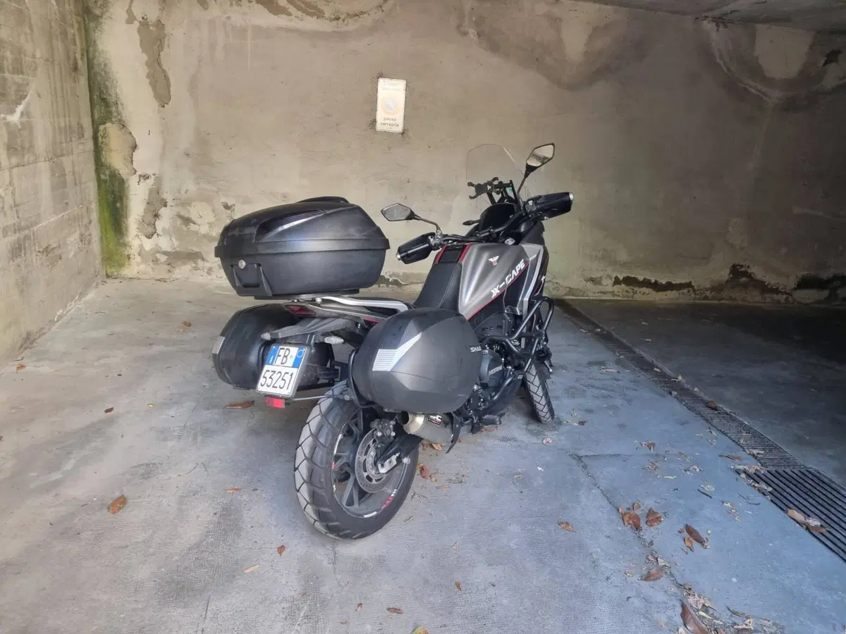 Moto Morini X-Cape 650 (2021 - 26) (3)