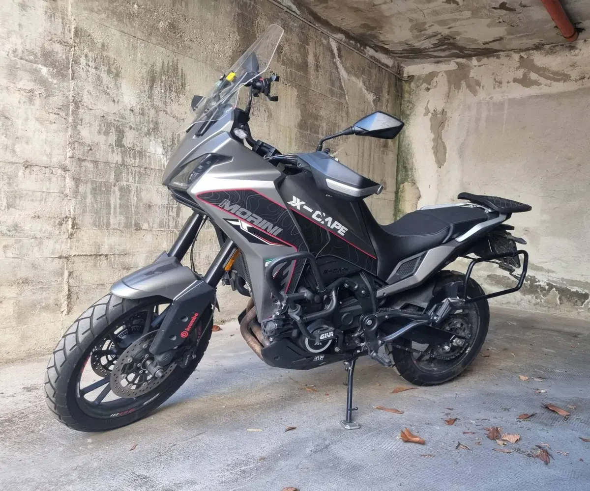 Moto Morini X-Cape 650 (2021 - 26) (4)