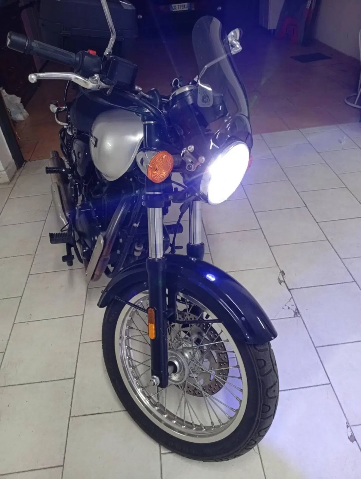 Benelli Imperiale 400 (2021 - 25) (3)