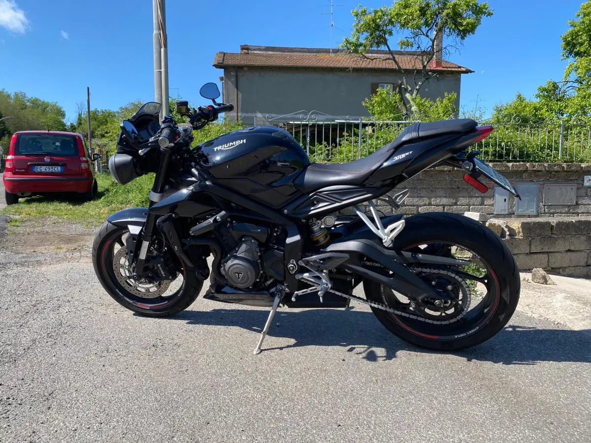 Triumph Street Triple S (2017 - 19) (4)