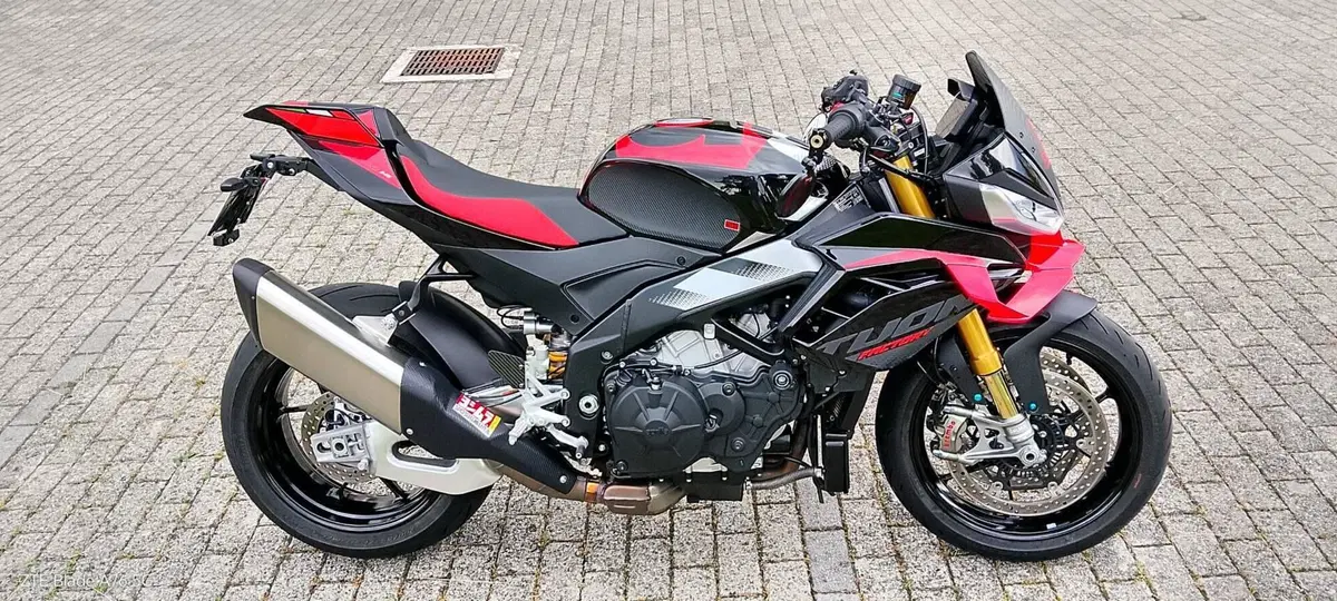 Aprilia Tuono V4 Factory (2025 - 26)