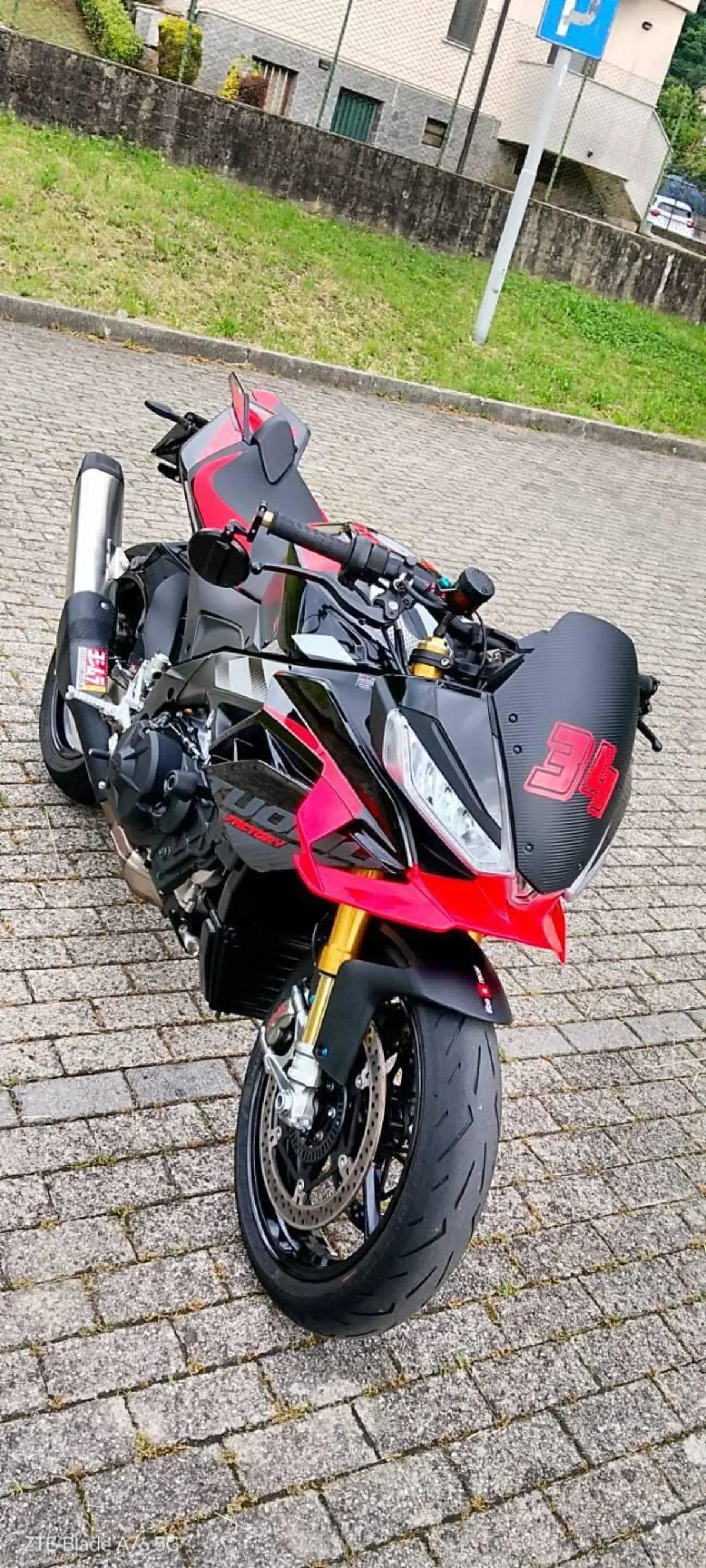 Aprilia Tuono V4 Factory (2025 - 26) (4)