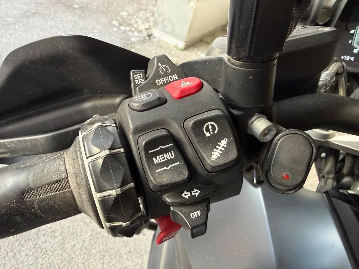 Bmw R 1250 GS (2021 - 24) (10)