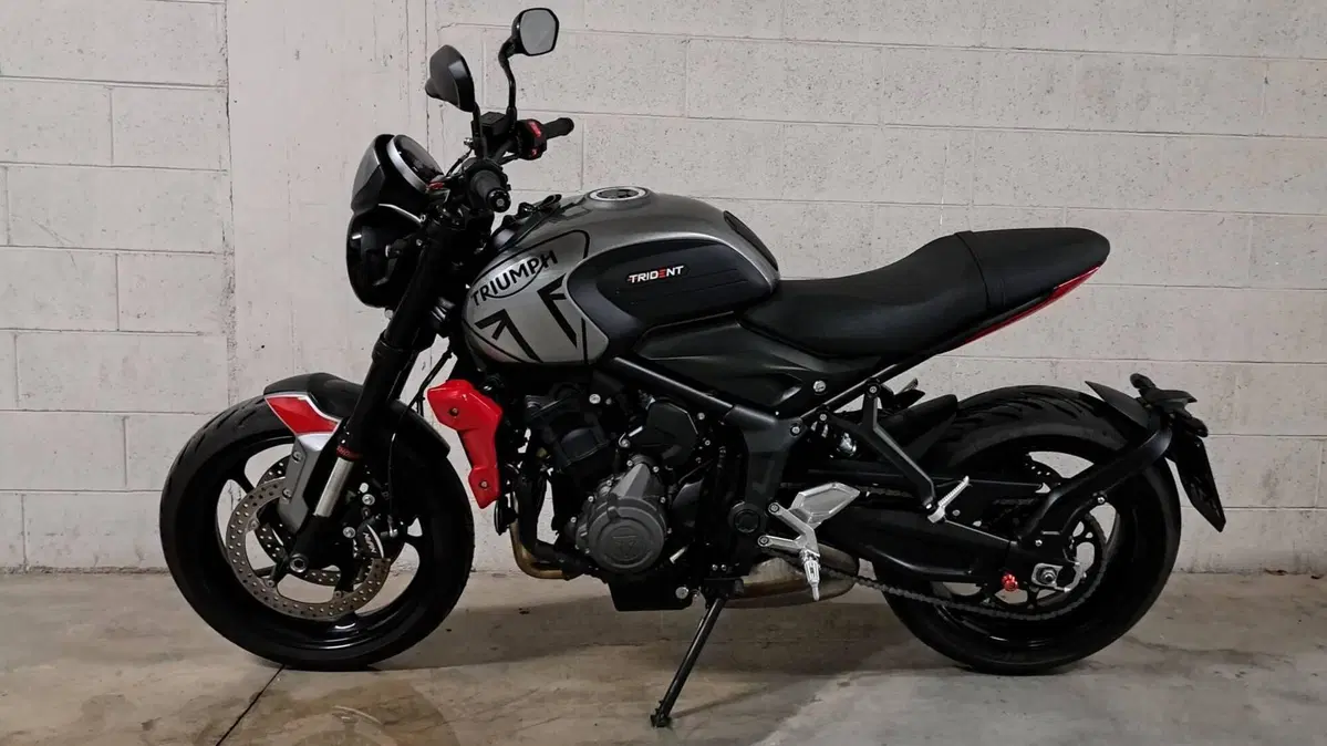 Triumph Trident 660 (2021 - 24) (2)