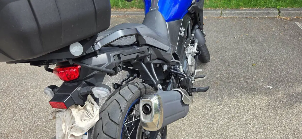 Suzuki V-Strom 650XT (2021 - 25) (2)