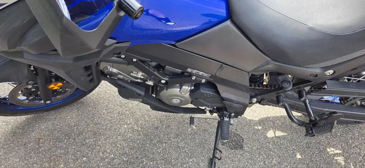 Suzuki V-Strom 650XT (2021 - 25) (3)