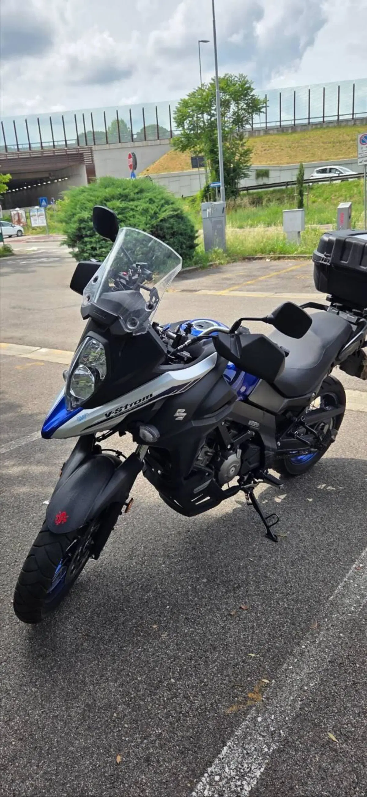 Suzuki V-Strom 650XT (2021 - 25) (12)