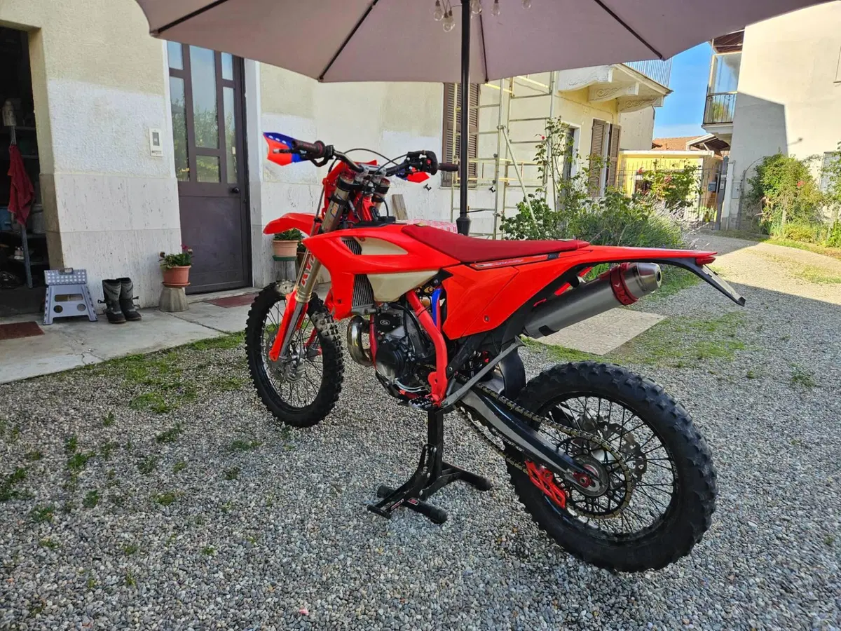 Betamotor RR 300 2T Enduro Racing (2022) (4)