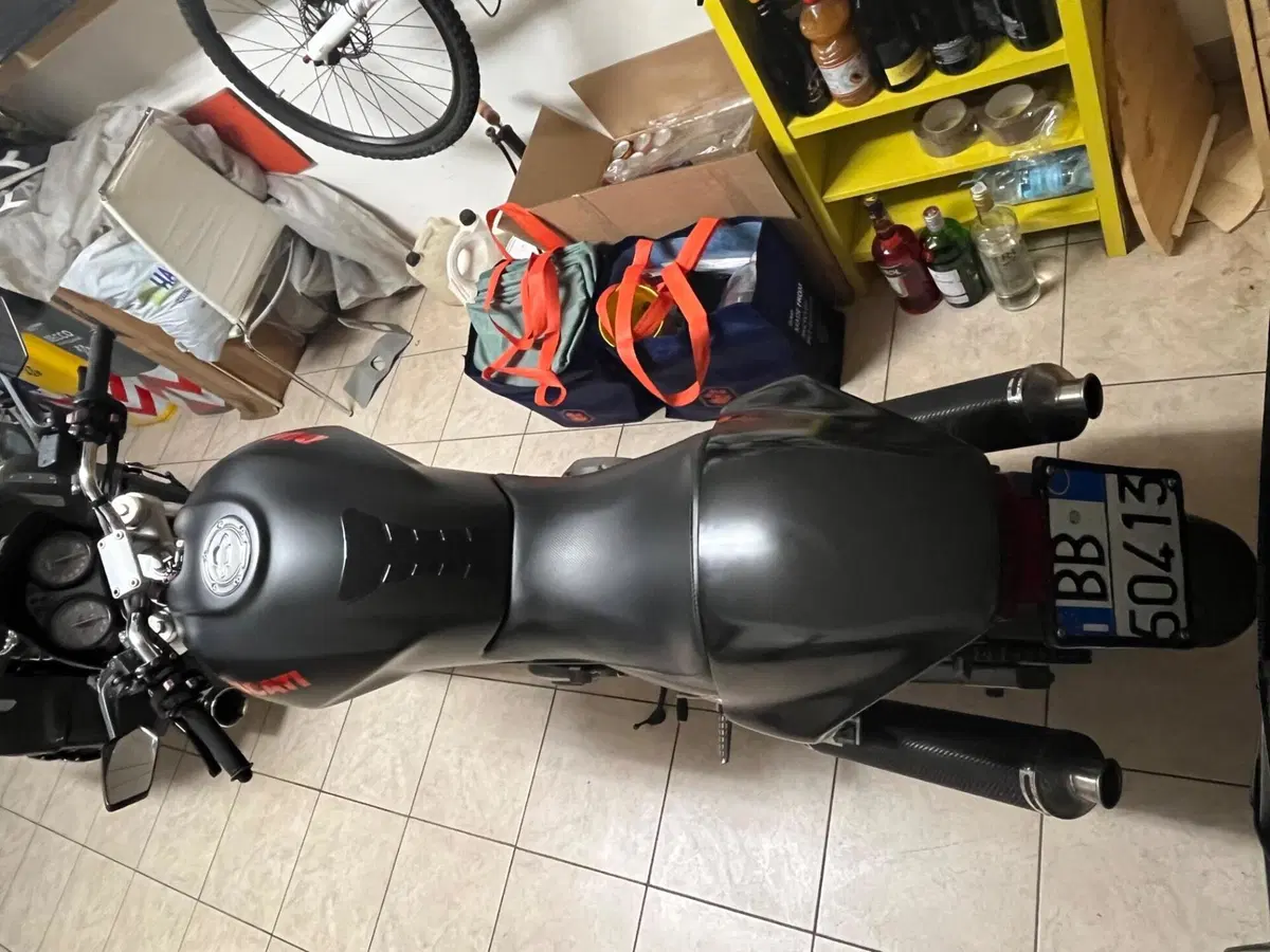 Ducati Monster 600 Dark (1998 - 01) (7)