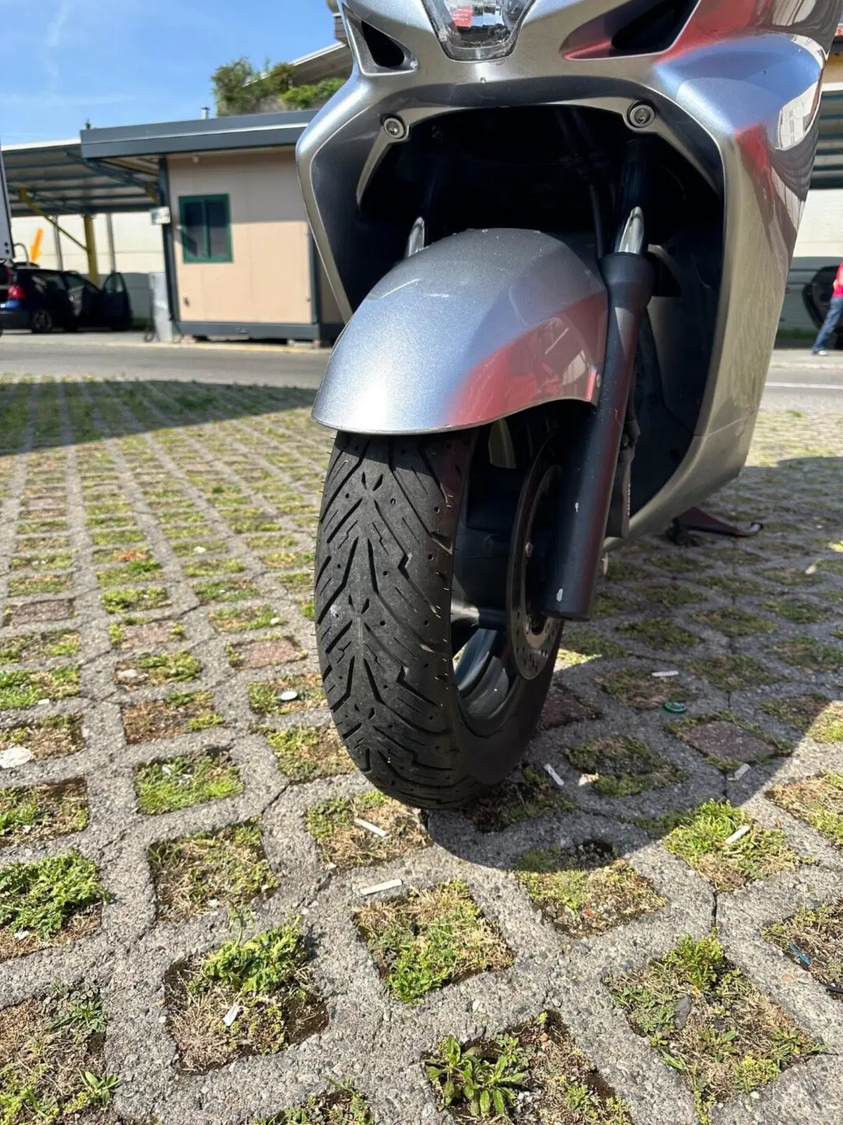 Honda Silver Wing 400 (2006 - 09) (12)
