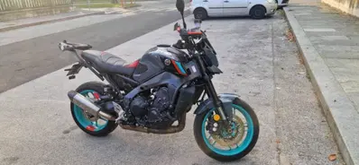 Yamaha MT-09 (2021 - 23) usata