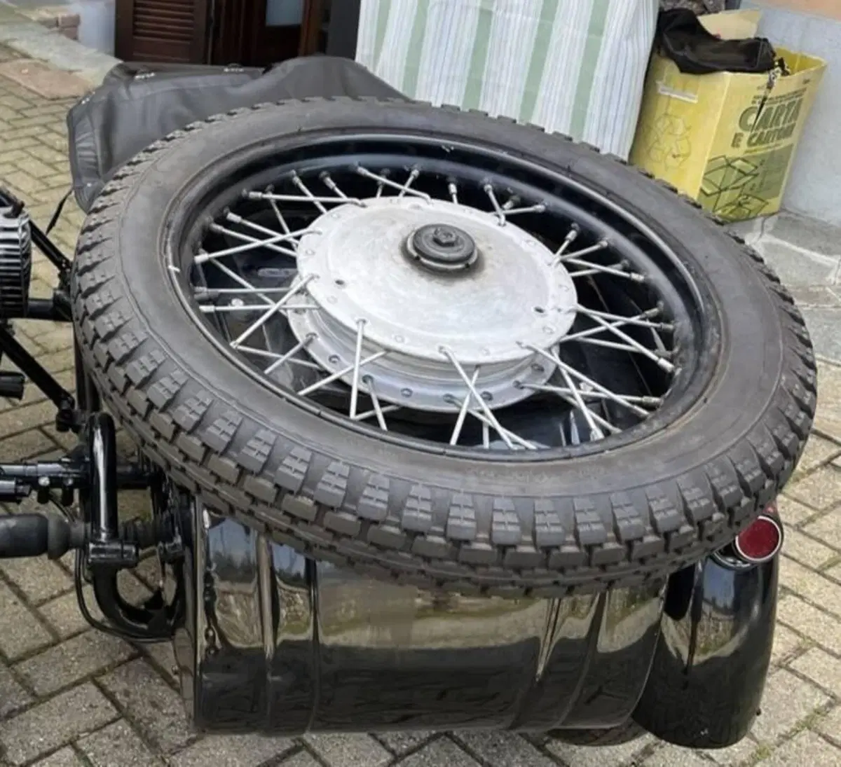 Dnepr KMZ Dnepr K750 con sidecar – Moto d’epoca certificata ASI – Restaurata (10)