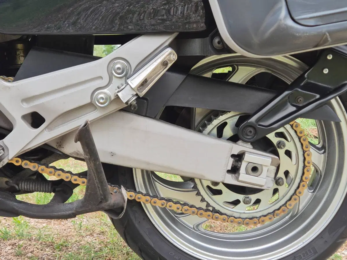 Yamaha GTS 1000 (13)