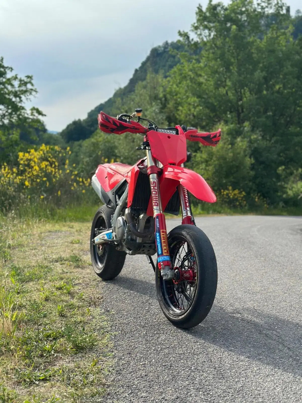 Honda CRF 450R (2022) (2)