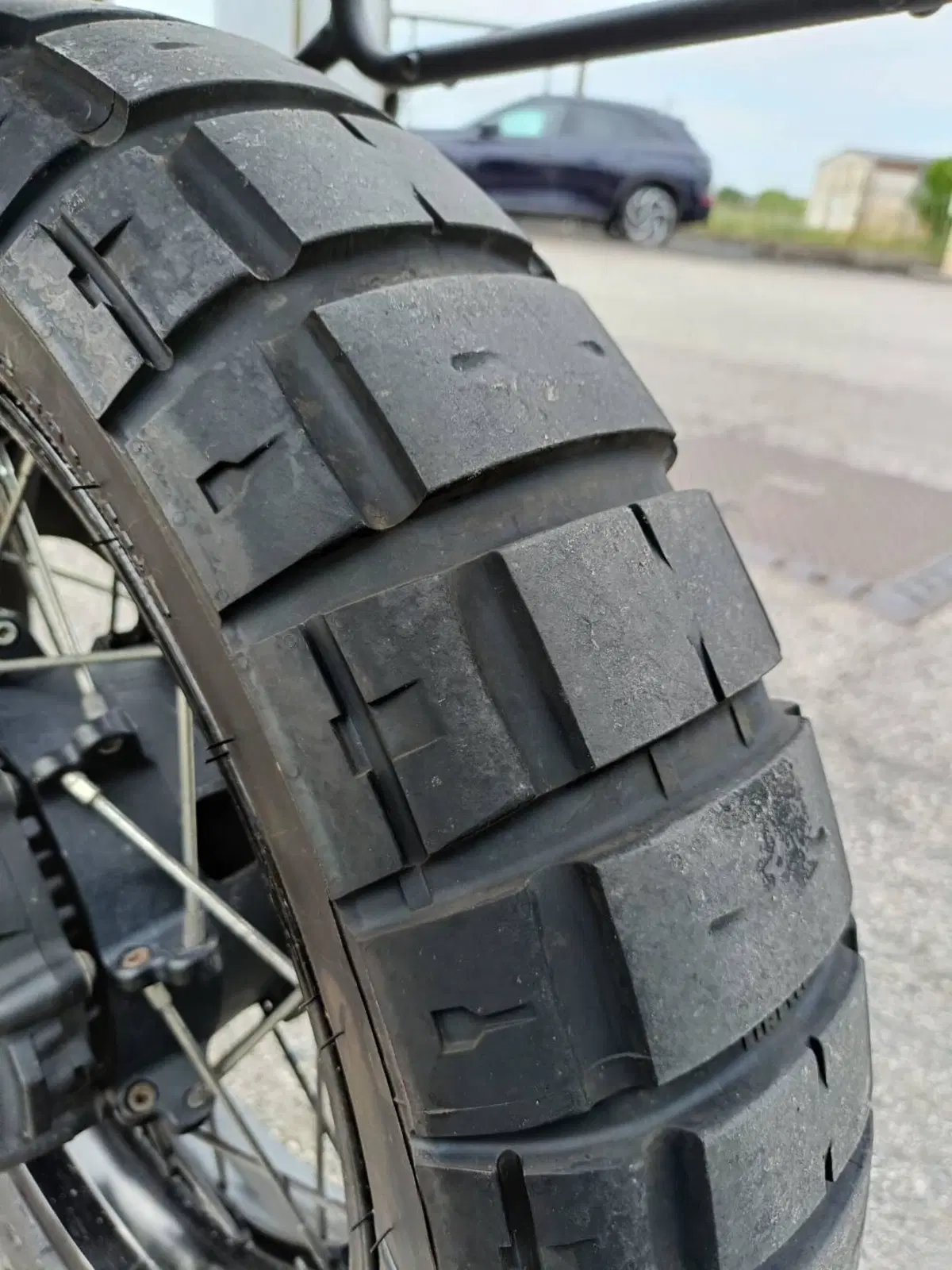 Yamaha XT1200Z Super Ténéré First Edition (2010 - 11) (5)