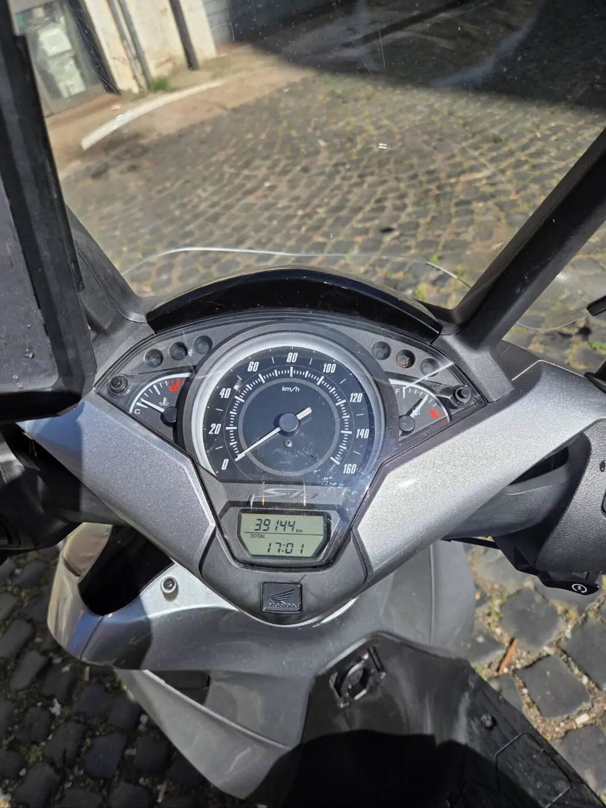 Honda SH 150i (2017 - 19) (11)