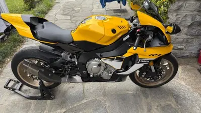 Yamaha YZF R1 60th Anniversary (2015 - 16) usata
