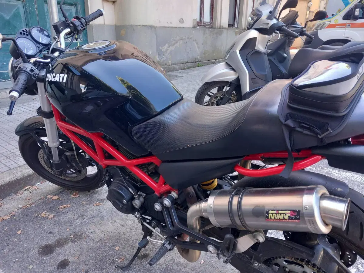 Ducati Monster 695 (2006 - 08)