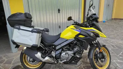 Suzuki V-Strom 650XT (2021 - 25) usata