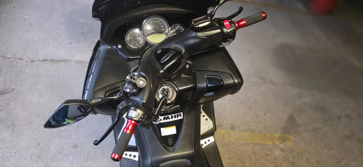 Yamaha T-Max 500 (2008 - 12) (9)