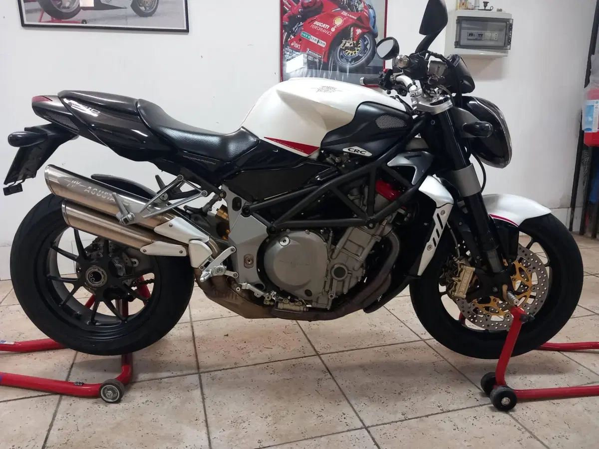 MV Agusta Brutale 910 R (2006 - 11)