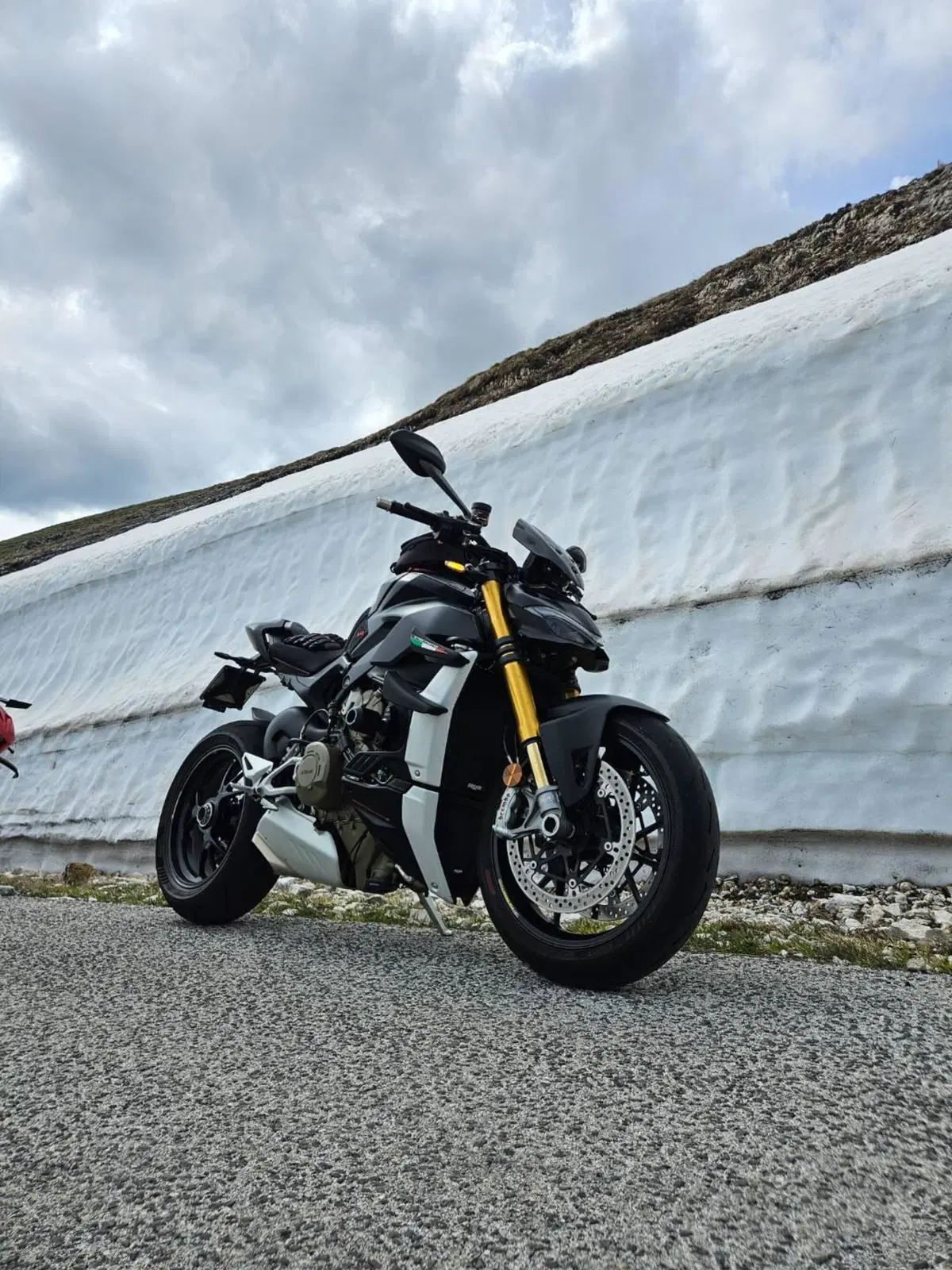 Ducati Streetfighter V4 1100 S (2021 - 22)