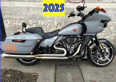 vendo pedane Harley davidson mod.Aversary Harley-Davidson