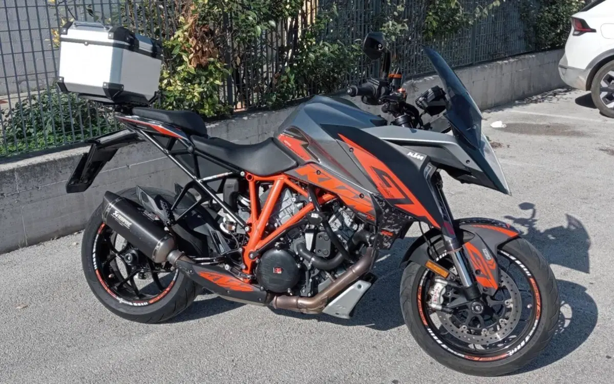 KTM 1290 Super Duke GT ABS (2016 - 18)