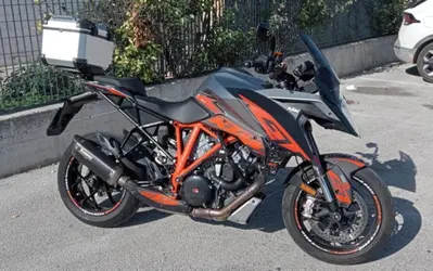 KTM 1290 Super Duke GT ABS (2016 - 18) usata