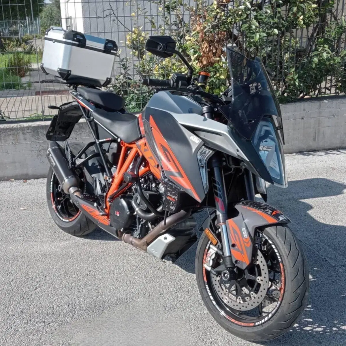 KTM 1290 Super Duke GT ABS (2016 - 18) (2)