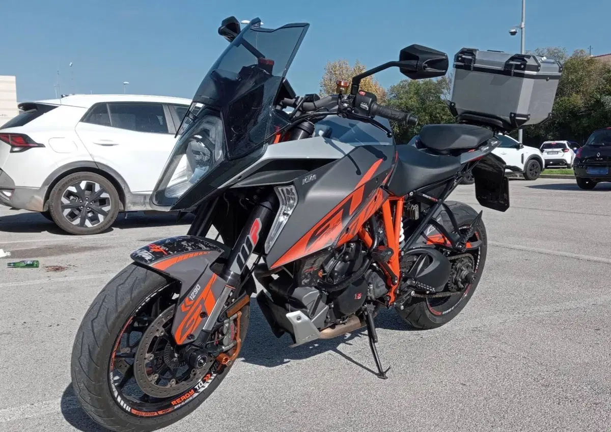 KTM 1290 Super Duke GT ABS (2016 - 18) (5)
