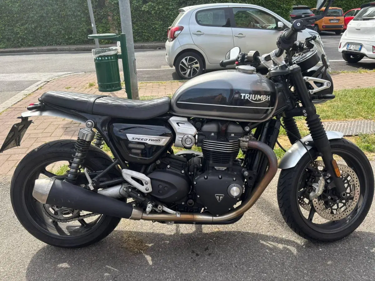 Triumph Speed Twin 1200 (2019 - 20) (2)