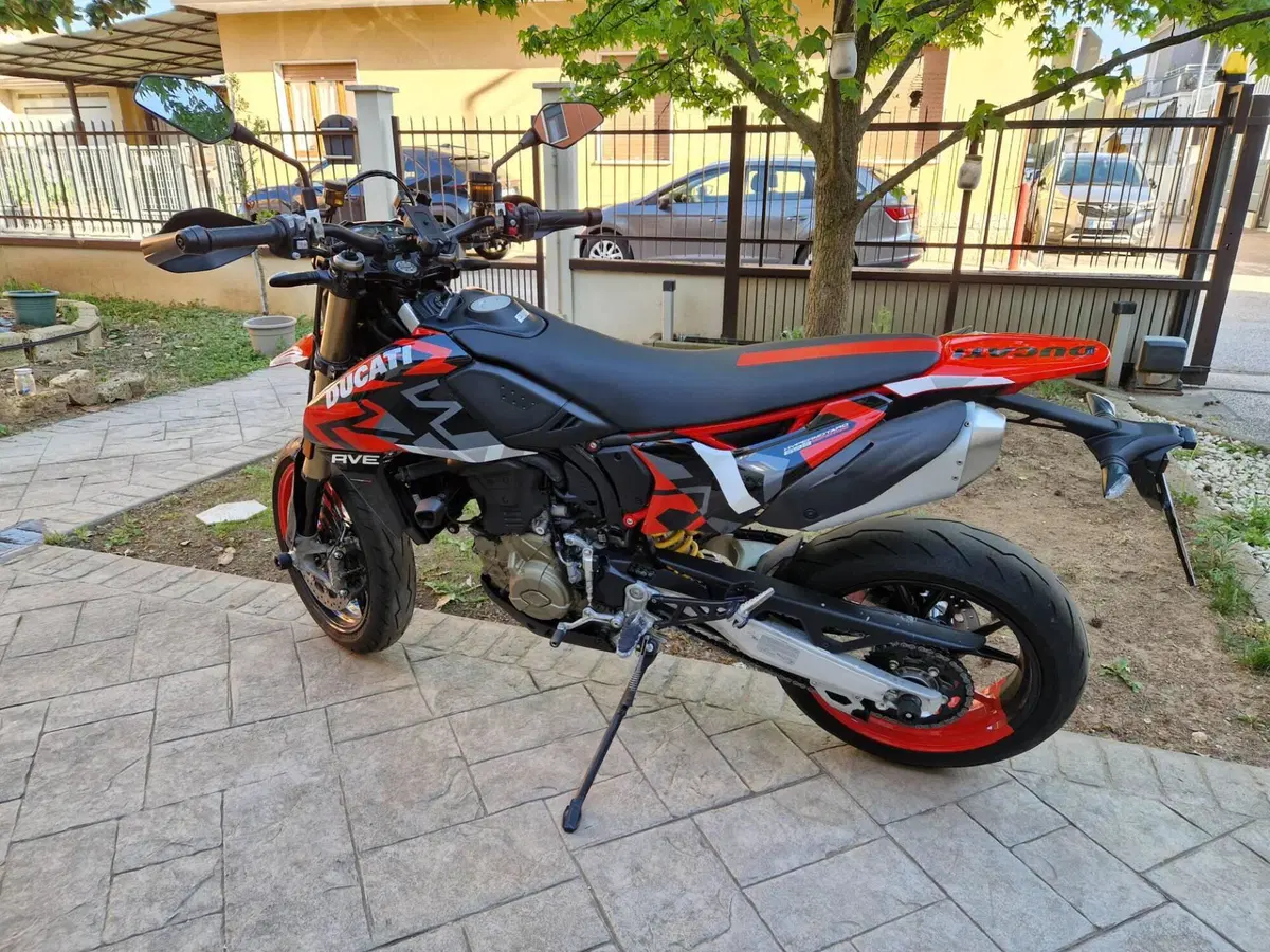 Ducati Hypermotard 698 Mono RVE (2024 - 26) (4)